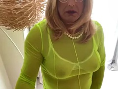 Amateur shemale Kellycd2022 sexy milf jerking off my sissys cock and cumming in white stockings in my hotel room