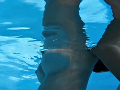 Hottest Hungarian milf Angelica gets horny underwater
