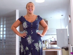 British joi - PAWG mom with big naturals in the kitchen