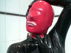 Podpatky, Latex