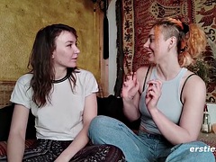 Ersties - Squirting pleasure with Zora and Innana