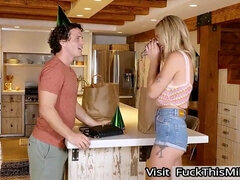 Katie Hunt (Gabbie) Fucks Her Brothers Fri - Katie T - Katie t