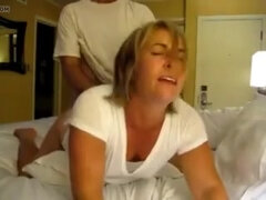 Married Woman Fuck in a Hotel