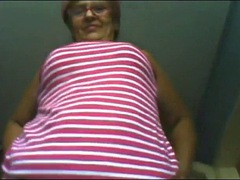 Grandma, 60+ years old, shows herself on webcam! Lover!