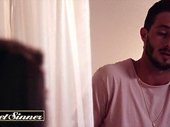 Sweet sinners - stunner Athena Faris gets her vagina banged hard