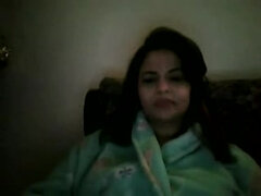 Wild Paki Aunty from Oslo on webcam with paramour