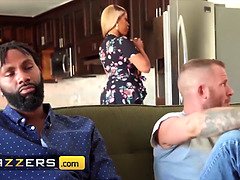 Cheating wife (Moriah Mills) gets drilled by hubbies acquaintance - brazzers