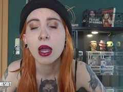 Femdom licking, slave training, parodie