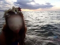 Jamie Marleigh: Gorgeous on the Beach & Daring Underwater