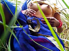 Village Outdoor Sex In Khet - Big Natural Tits Hindi Show