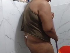 Testes gyönyörű hölgy, Hatalmas hátsó, Biszexuális, Brazil, Pár, Domina szerep, Mellbimbók, Mellbe dugás