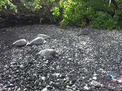 Strand, Tekintélyes didik, Gesztenyebarna, Nagylány, Csupasz, Orgazmus, Dohányzás, Lövellt