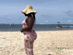 아프리카인, 크고 아름다운 여자, 해변, 흑인, 약간 뚱뚱한, 사정 샷