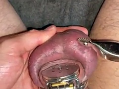 Changing my chastity cage