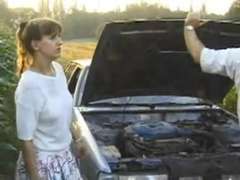 GORDO COGIENDO CON MUJER EN EL CAMPO