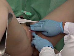 Gros seins, Tir de sperme, Médecin, Gyneco, Branlette thaïlandaise, Japonaise, Public, Nénés