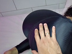 Hot wife wears leggings and shows her pussy