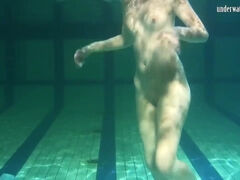 엉덩이, 큰 가슴, 수음, 자연의 가슴, 공개적인, 러시아인, 혼자, 수중