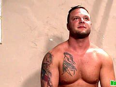 Anál, Bdsm, Bondáž, Stříkání spermatu, Dominace, Gay, Tetování, Wrestling