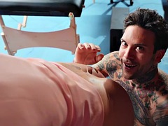 MILF Ryan Keely gives ass for tattoos