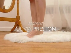 Olivia Preston's Fetish Mirrors: Lingerie & Foot Worship