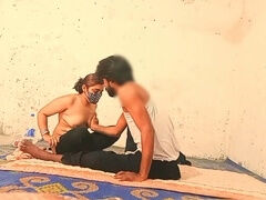 Romantic rendezvous of a Pakistani college student in a sizzling hot desi video