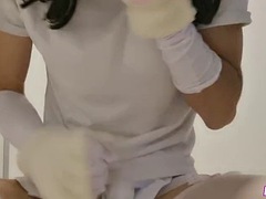 Sissy Kitty jerks off her cock and uses a diaper