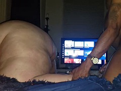 BBW with big natural ass gets fucked instead of Netflix and relaxes