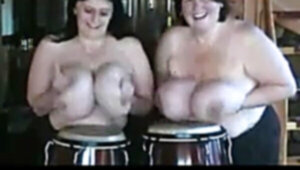 Mega Hangers #10 (2 PLUMPER toying drums Congenital Wonders)