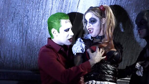 Slutty bitch Harley Quinn with pigtails has threesome in sewerage