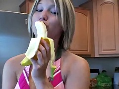 Teen banana blowjob tease