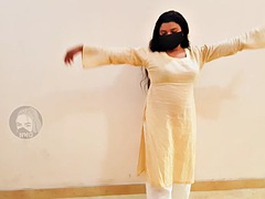 We teri ki majaal SABA NEW DANCE - PAKISTANI MUJRA DANCE