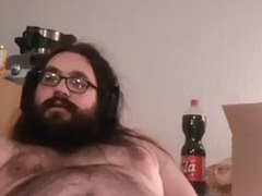 German fat bear talks about how much he WANTS to get fat!