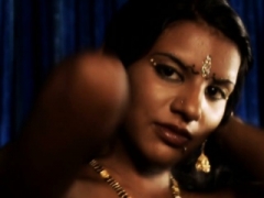 Indian Dame Seduces your Ultimate Desires