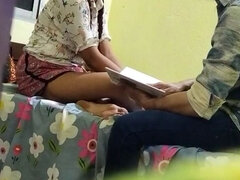 18 ans, Collège université, Couple, Première fois, Fait maison, Indienne, Étudiant, Professeur