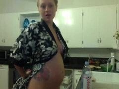 hottie pregnant wife bootie slapping in kitchen