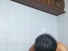 Young Bhabi Ka Nude Dance