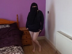 Dancing in Burka and Niqab in Bare Feet and Masturbating