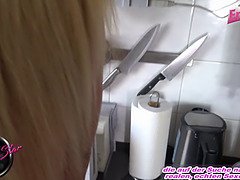 German blonde amateur milf screw in jeans in kitchen