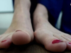 Princess's noble feet and her loyal servant (foot worship, princess feet, foot goddess, czech soles)