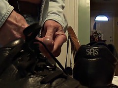 work shoes 26 years to fuck and cum