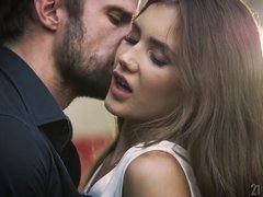 Cul, Grosse bite, Hard, Seins naturels, Actrice du porno, Chatte, Adolescente, Nénés