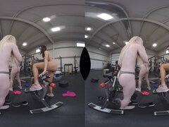 Gym Vr Foursome Dolly Leigh(4K)60fps - Dolly leigh