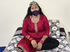 Beautiful Punjabi Pakistani Aunty Orgasm with Dildo