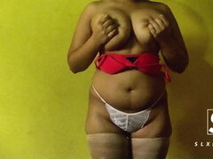 Sri-Lankan hot college girl show her body