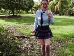 Adorable hipster lass wants to fuck hard in the park
