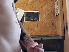 Grosse bite, Homosexuelle, Masturbation, Mère que j'aimerais baiser, De plein air, Pov, Solo, Tatouage