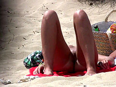 Random nudist Amateur Beach hidden cam Beach Spy vid