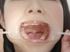 Alice Toyonaka open mouth expose teeth and spit drop at nose(public)