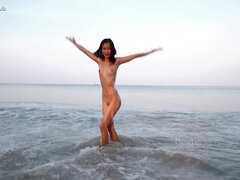 asian skinny model Hiromi solo video